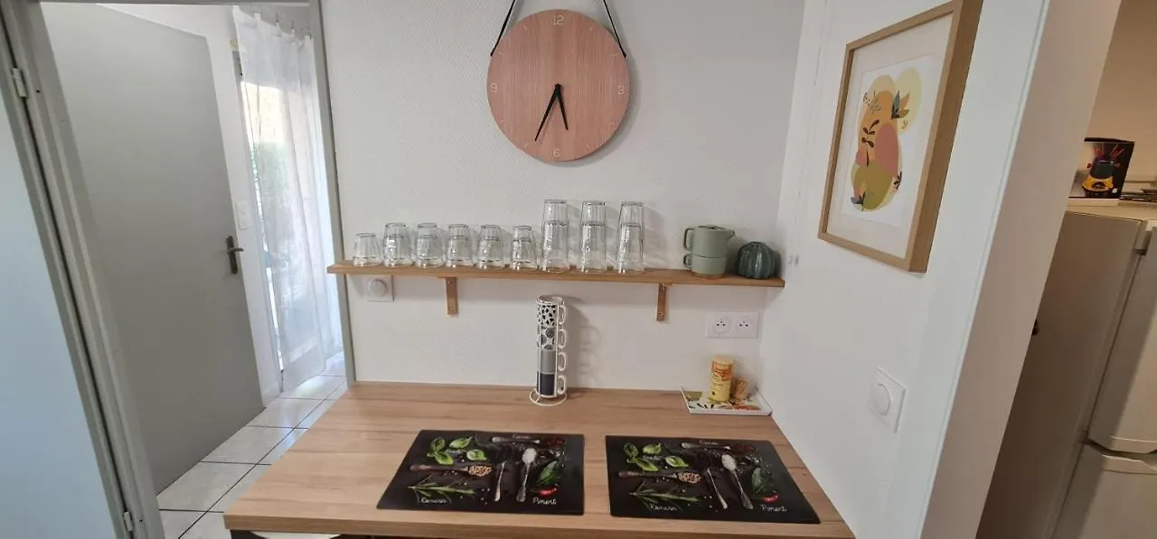 T2 55M² Tout Confort Avec Jardin. Cuisine Et Equipements Neufs. Wifi Tv Parking 발마